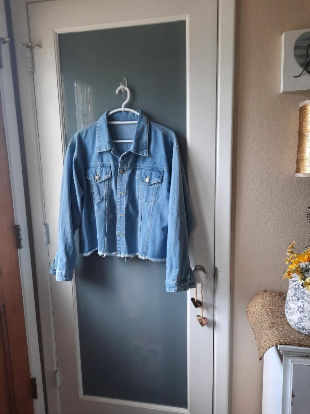 Cute fringe bottom Jean Jacket Size M